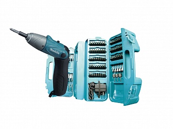 Аккумуляторная отвертка Makita 6723DW